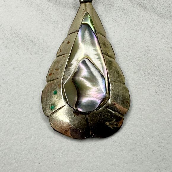 Vintage Alpaca Mexico Silver Tone Abalone Shell Inlay Upcycled Pendant - Picture 4 of 9